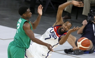 Nigerija šokiravo krepšinio pasaulį – svečiuose parklupdė JAV rinktinę su Durantu